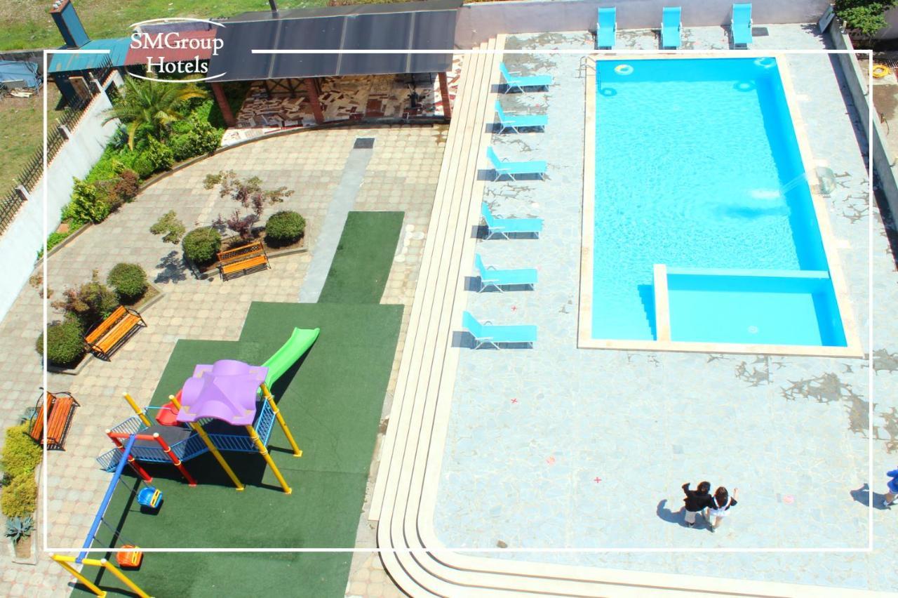 Samni Hotel Ureki Exterior photo