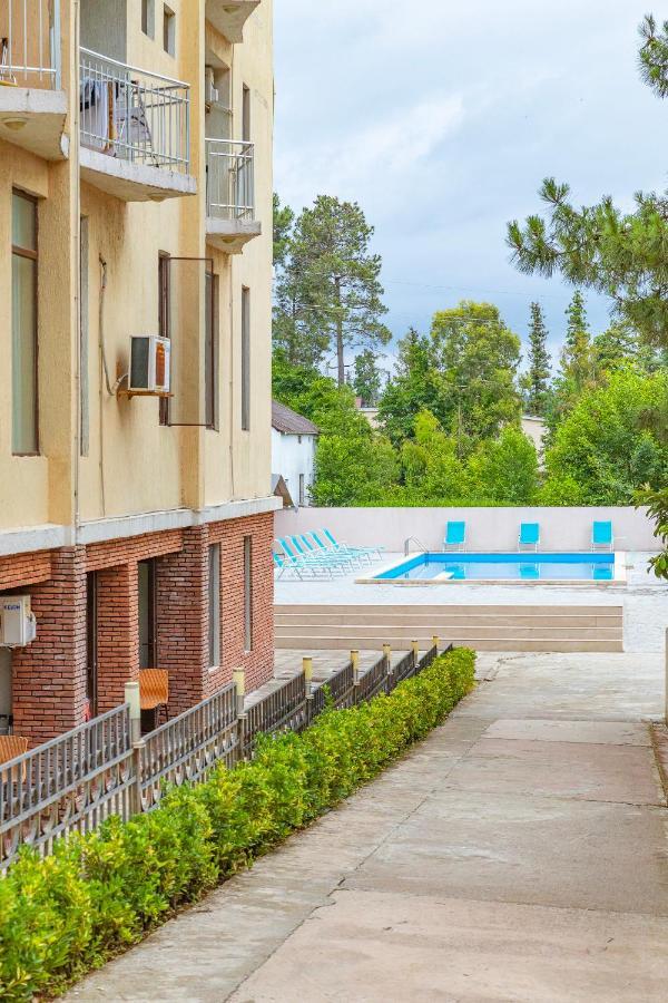 Samni Hotel Ureki Exterior photo