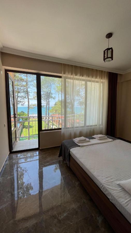Samni Hotel Ureki Exterior photo