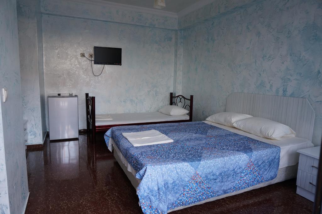 Samni Hotel Ureki Room photo