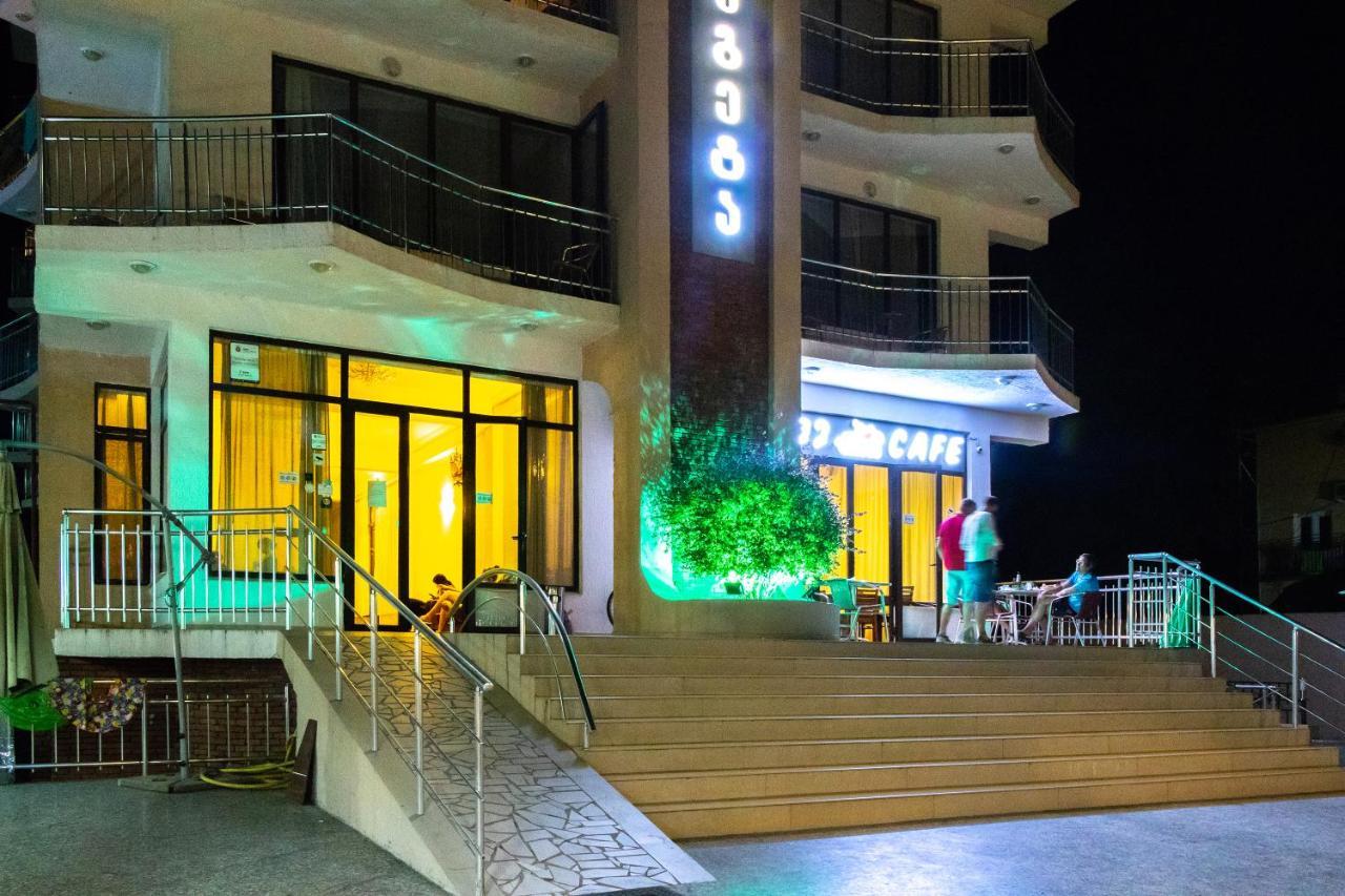 Samni Hotel Ureki Exterior photo